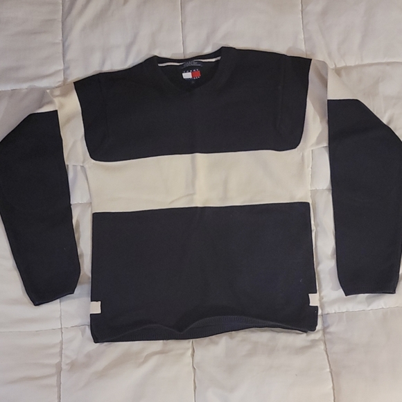 Tommy Hilfiger Other - Vintage Tommy Hilfiger Sweater